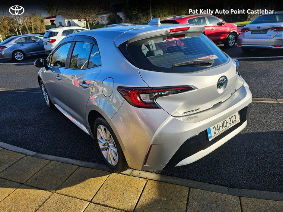 2024 Toyota Corolla COROLLA HYBRID LUNA H/B €29,900