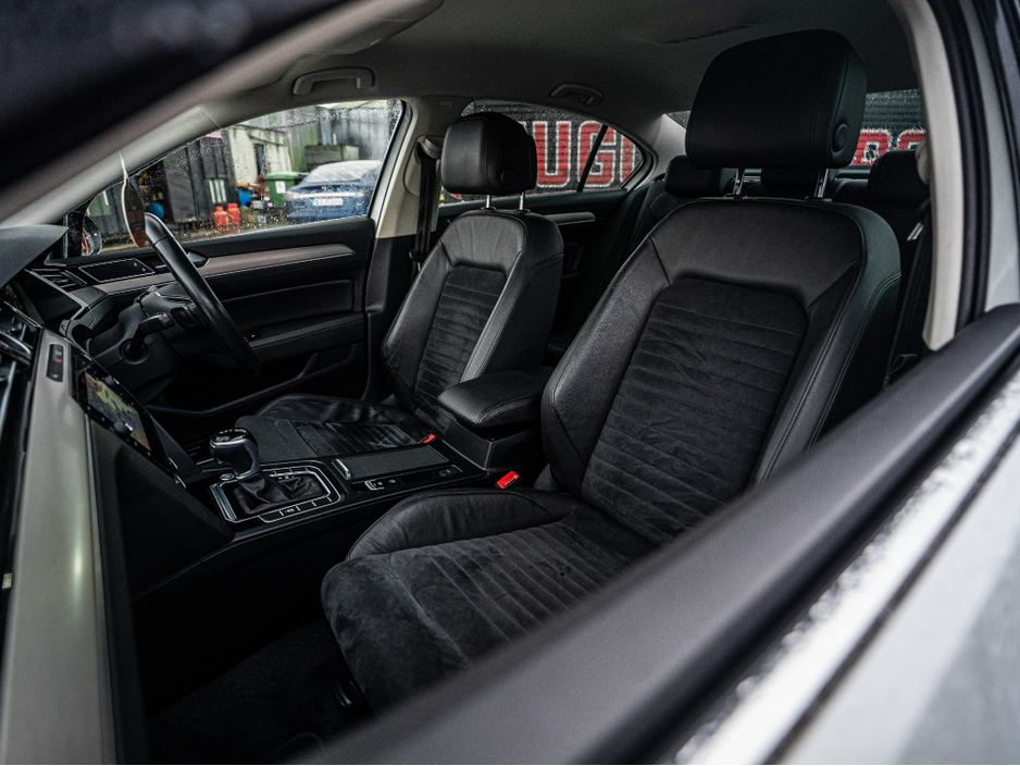 2019 Volkswagen Passat 2019 VW Passat Highline Auto/High spec/1yr warrant €25,888