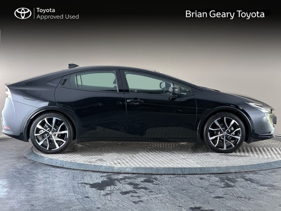 2025 Toyota Prius PLUG-IN HYBRID €37,950
