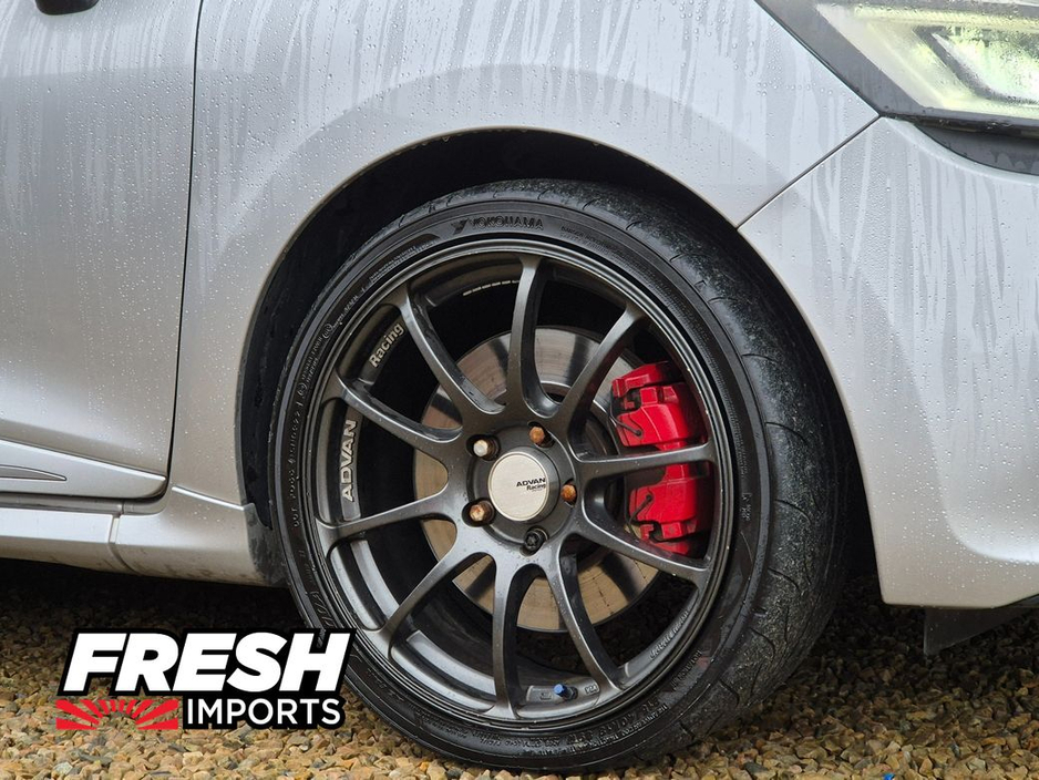 2017 Renault Clio TOP SPEC RS