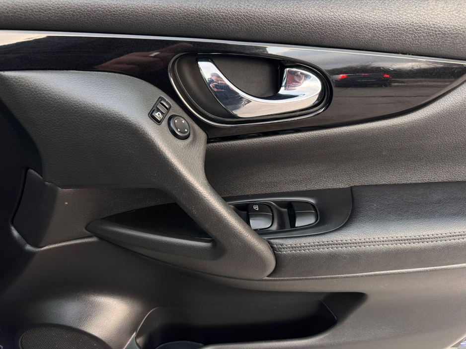 2017 Nissan Qashqai 1.5 SV PREMIUM E6 4DR €11,750