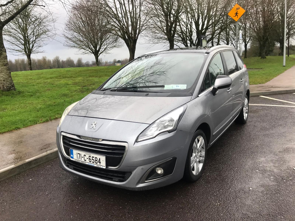 2017 Peugeot 5008 FAMILY 1.6 BLUE HDI 120 L LEATHER €7,950