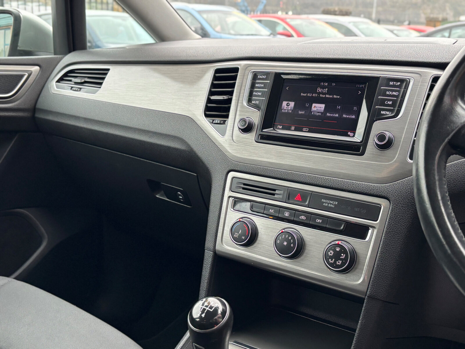 2014 Volkswagen Golf Plus - image 9