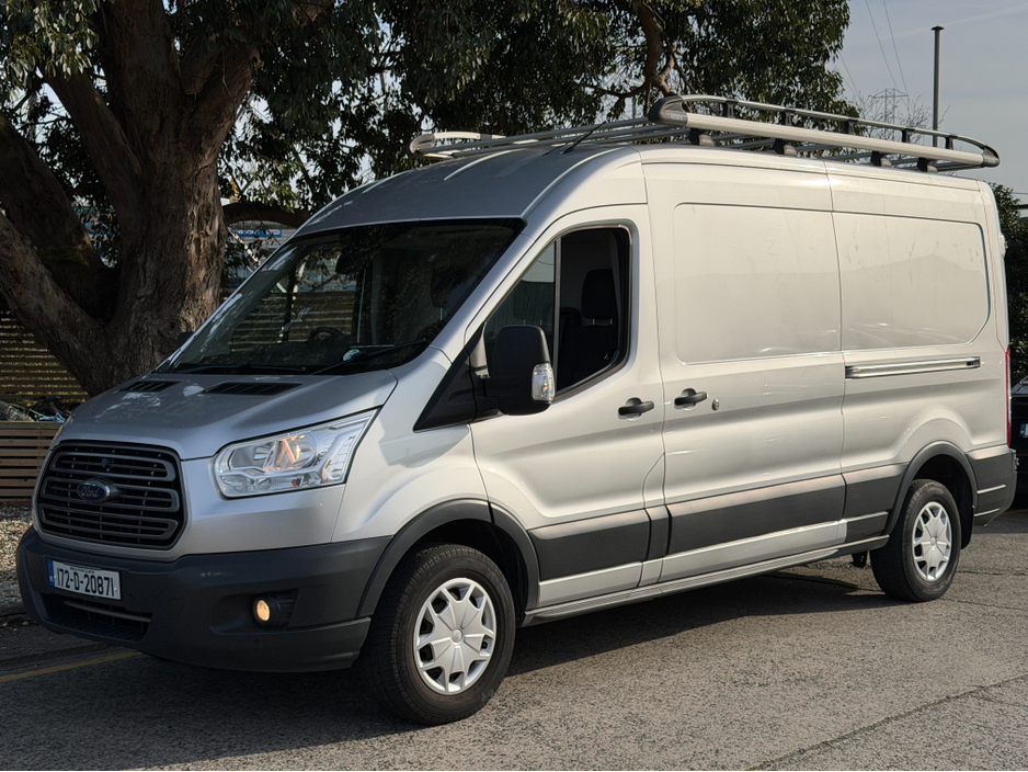2017 Ford Transit - image 3