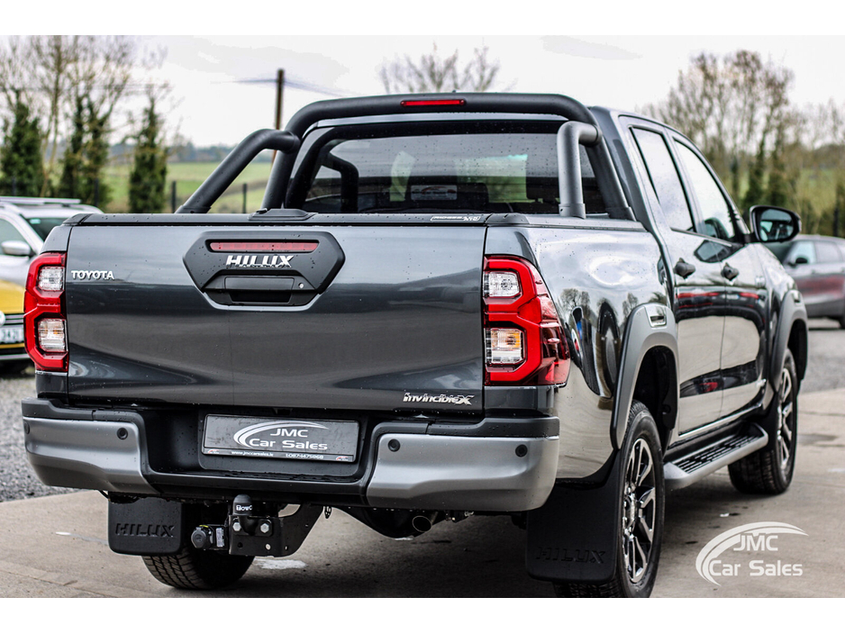 2026 Toyota Hilux - image 10