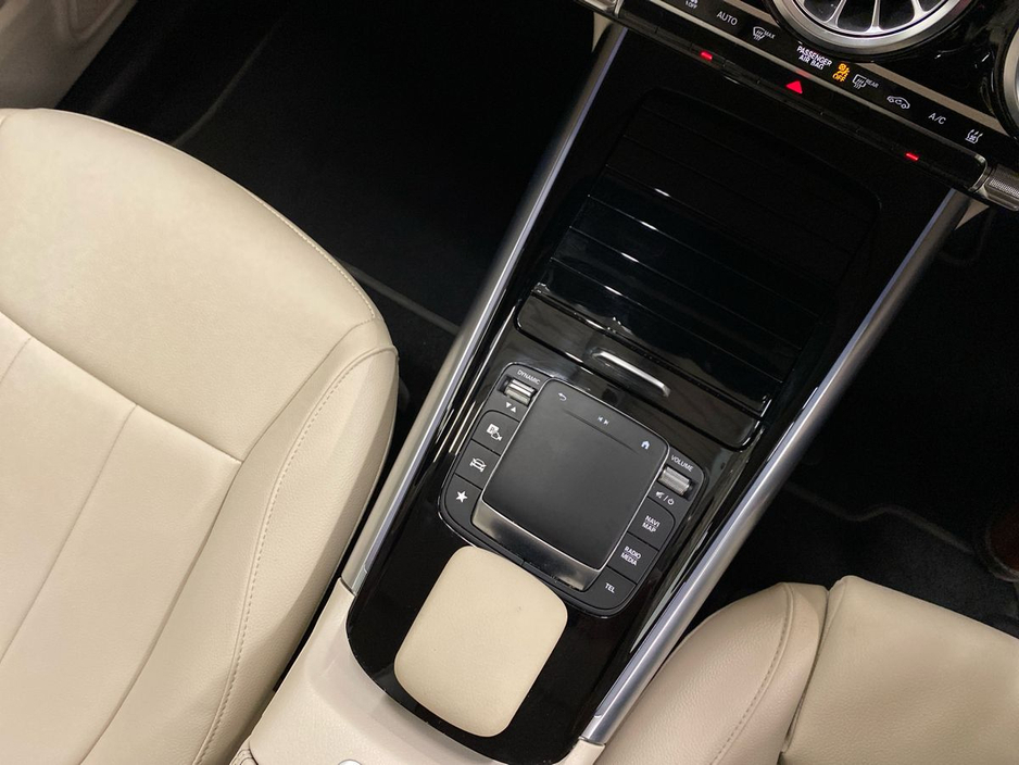 2023 Mercedes-Benz EQA - image 16