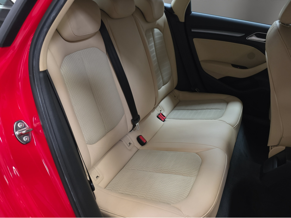 2015 Audi A3 - image 12