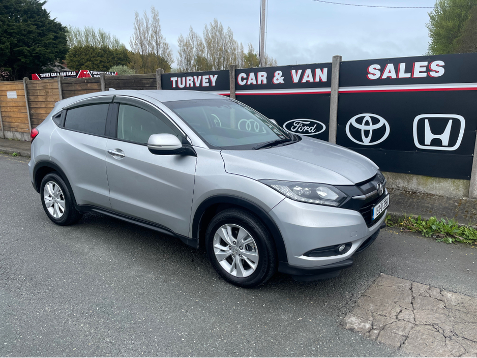 2015 Honda Vezel - image 2