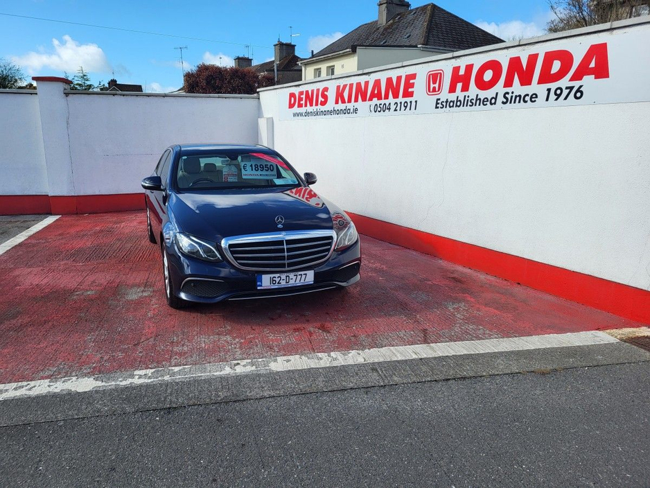 2016 Mercedes-Benz E Class - image 2