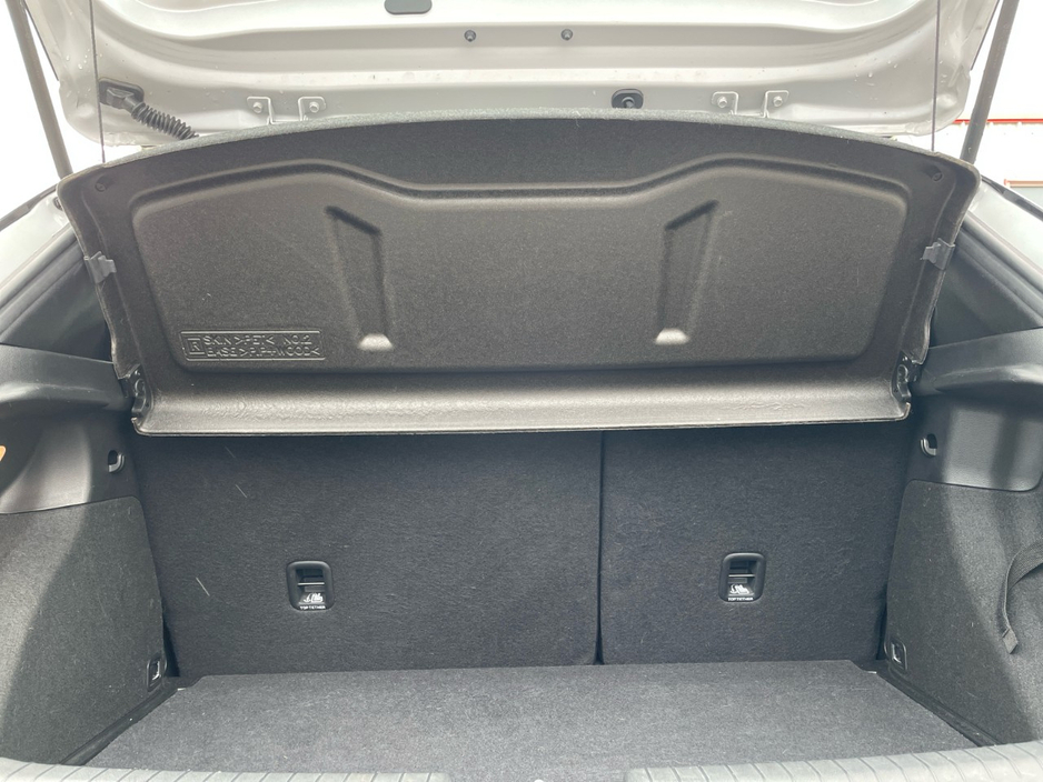 2017 Hyundai i20 - image 10