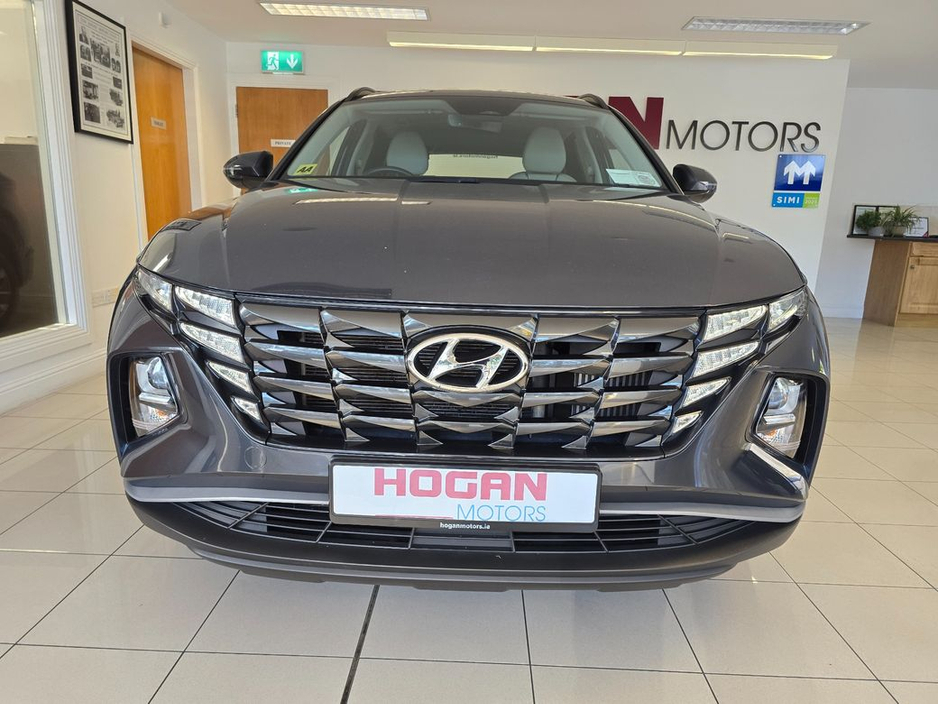 2023 Hyundai Tucson - image 2