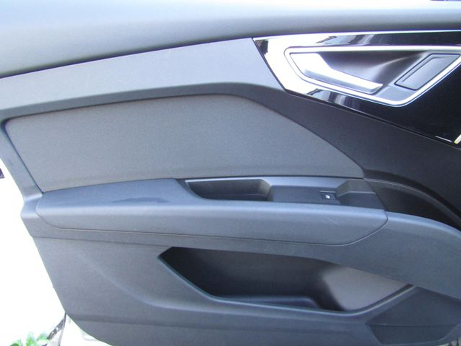 2022 Audi Q4 e-tron 40 E-tron E-tron 40 Advance 4DR Auto €26,950