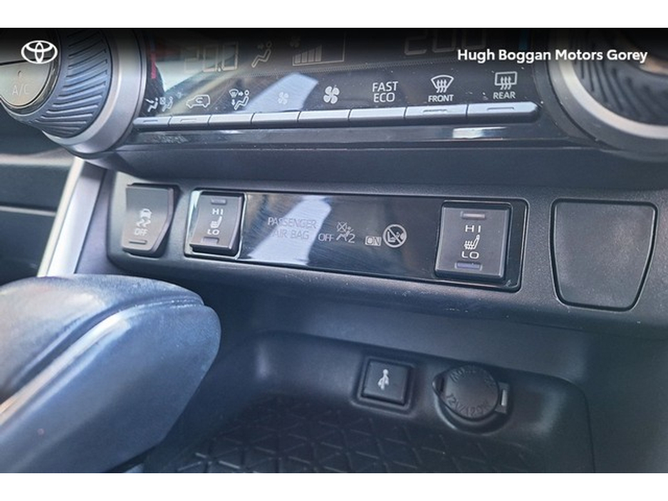 2021 Toyota Rav4 - image 14