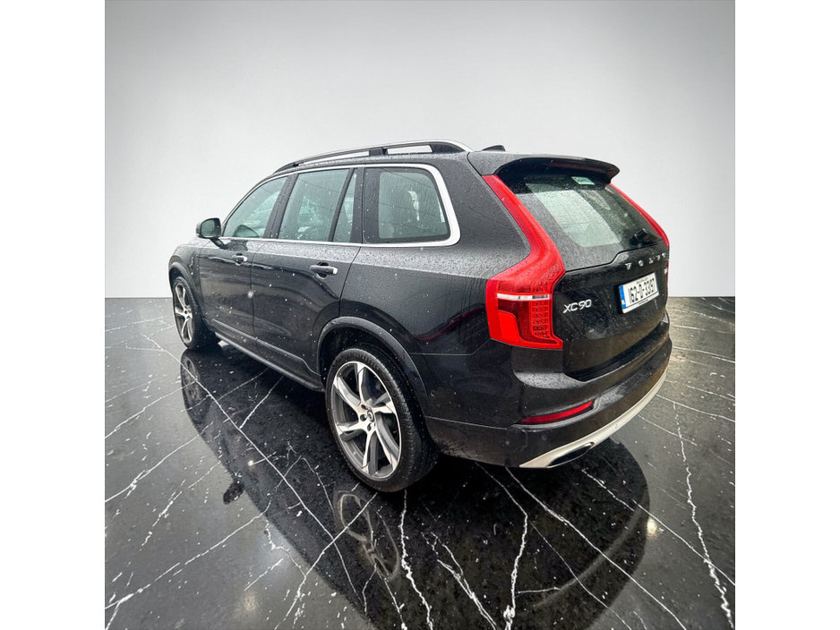 2016 Volvo XC90 - image 3