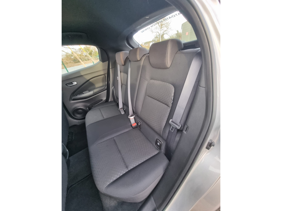 2020 Nissan Juke - image 28