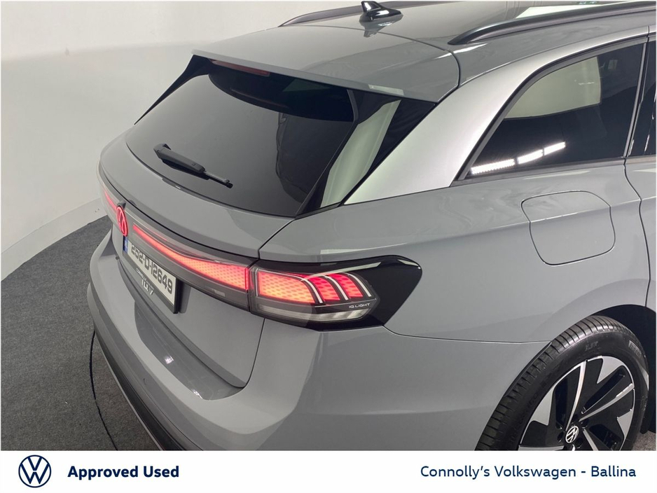 2025 Volkswagen ID.7 TOURER PRO PLUS *Demo Sale* €49,995