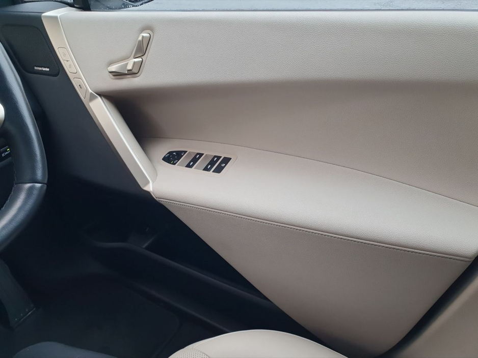 2023 BMW iX xDrive50 M Sport €69,995