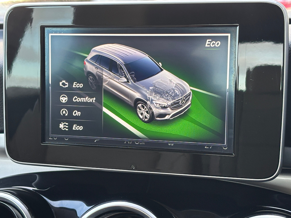 2017 Mercedes-Benz GLC Class - image 20