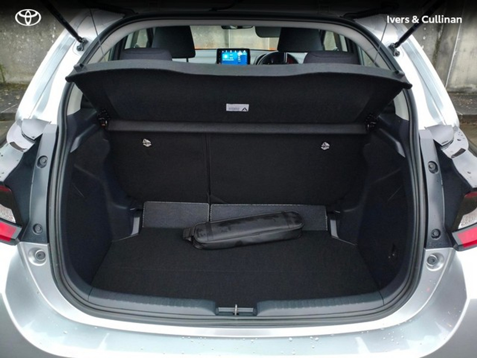 2024 Toyota Yaris Yaris Hybrid 115 Luna €25,750