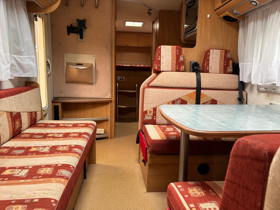 2004 Burstner Elegance A 747-2 ACTIVE TAG AXLE RIGHT HAND DRIVE  C1 LICENCE 6 BERTH 6 BELTS NEW CVRT TILL JAN 2027 €29,995