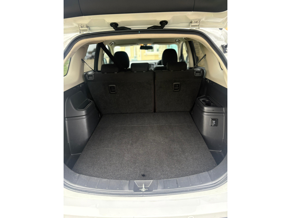 2018 Mitsubishi Outlander - image 8