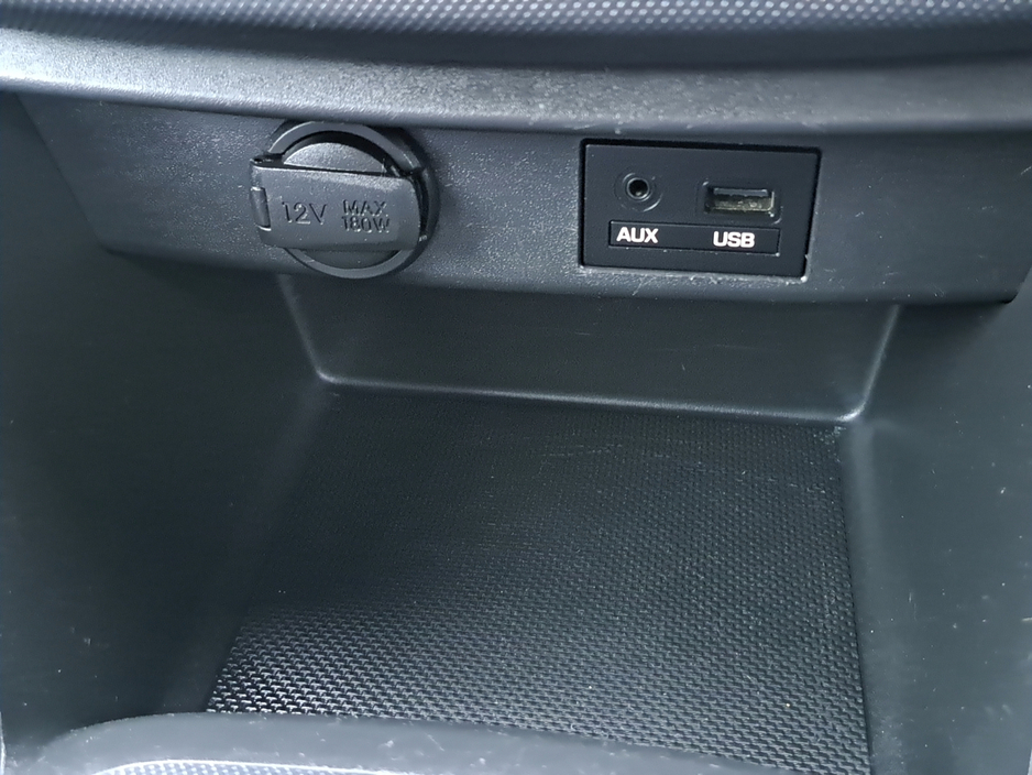 2018 Hyundai i10 - image 21