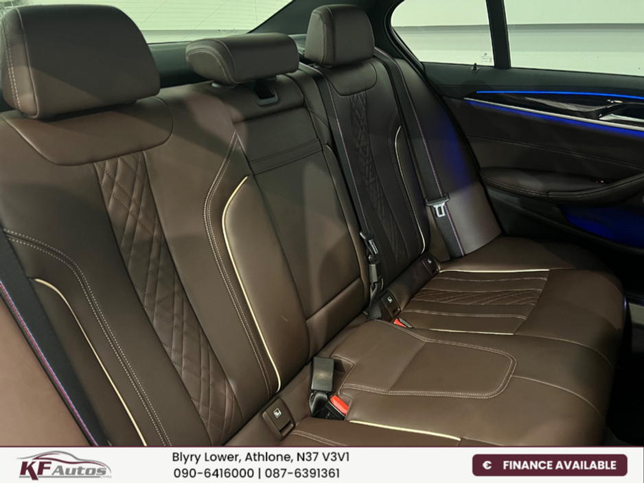 2023 BMW 5 Series - image 11
