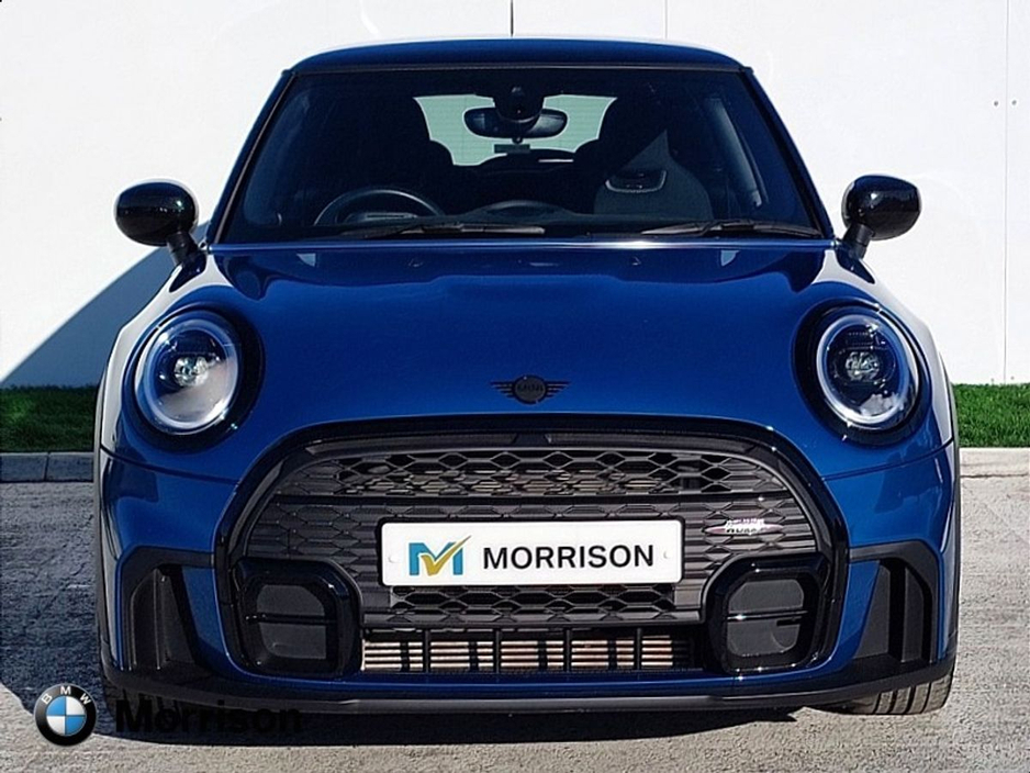 2023 MINI Hatch - image 19