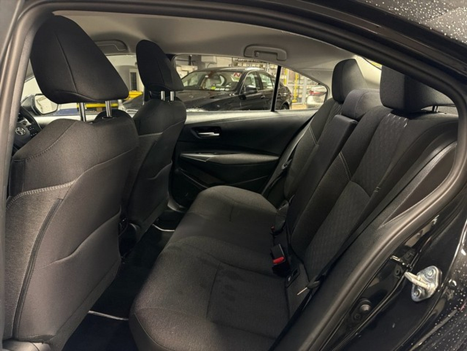 2024 Toyota Corolla HYBRID LUNA AUTO SALOON // TOYOTA SAFETY SENSE // REAR CAMERA // BLUETOOTH // AIR CON // TOYOTA WARRANTY €29,945