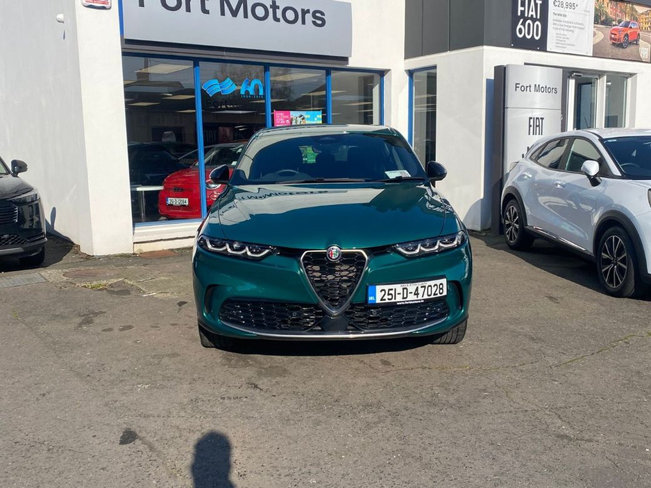 2025 Alfa Romeo Tonale - image 45