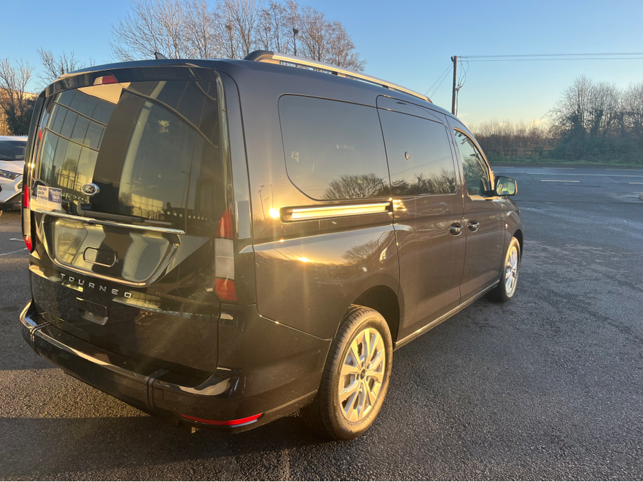 2026 Ford Tourneo Connect Titanium Auto, Wheelchair Accessible €43,404
