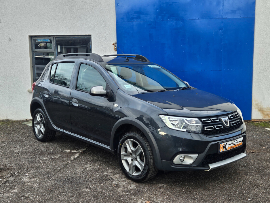 2019 Dacia Sandero Stepway - image 4