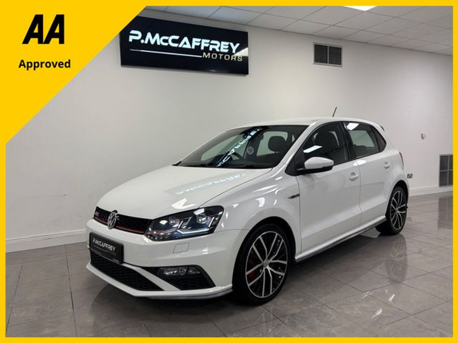 2015 Volkswagen Polo  €14,495