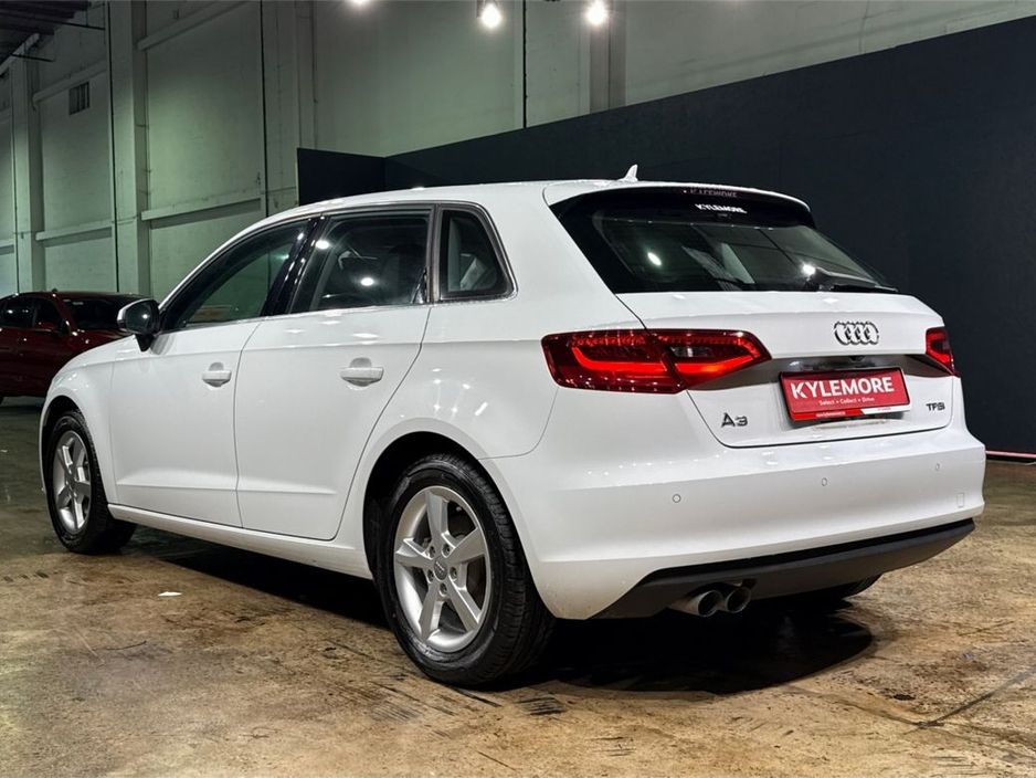 2016 Audi A3 1.4 TFSI - ALLOY WHEELS - MULTI FUNCTION STEERING WHEEL - CRUISE CONTROL - REVERSE CAMERA €14,950