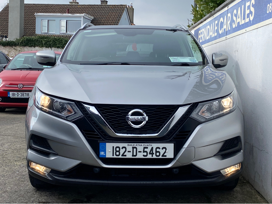 2018 Nissan Qashqai - image 3