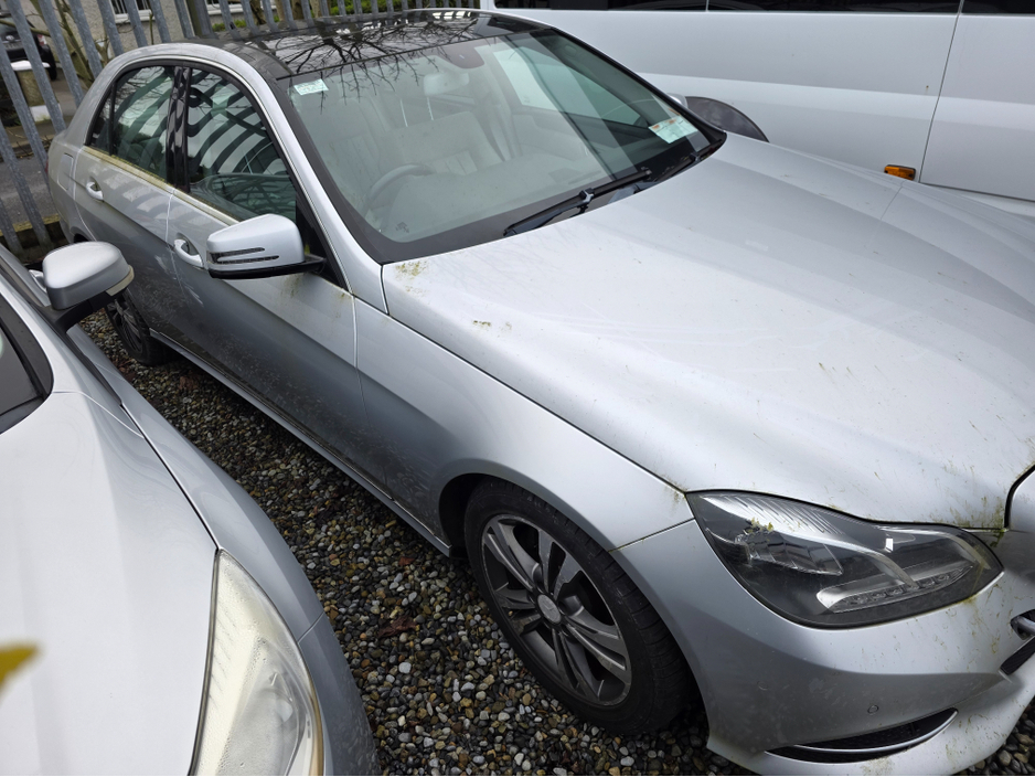 2013 Mercedes-Benz E Class E300 Bluetec Hybrid SE 4DR Auto