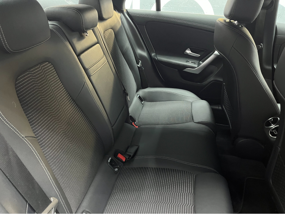 2023 Mercedes-Benz CLA Class €37950 2023 MERCEDES-BENZ CLA200D 2.0 AUTOMATIC / CRUISE CONTROL / REVERSE CAMERA / ELECTRIC MEMORY & HEATED SEATS / PADDLE SHIFTERS / AMBIENT LIGHTS €37,950