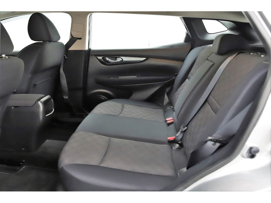 2016 Nissan Qashqai - image 16
