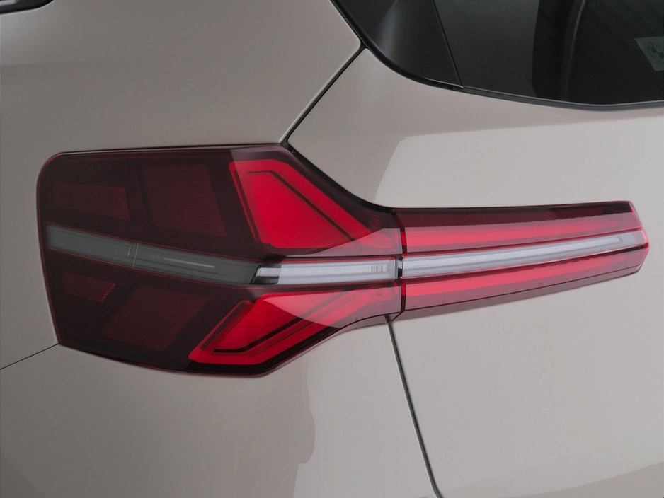 2025 BMW X3 - image 20