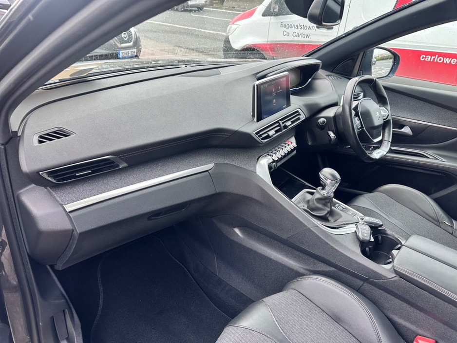 2019 Peugeot 3008 - image 21