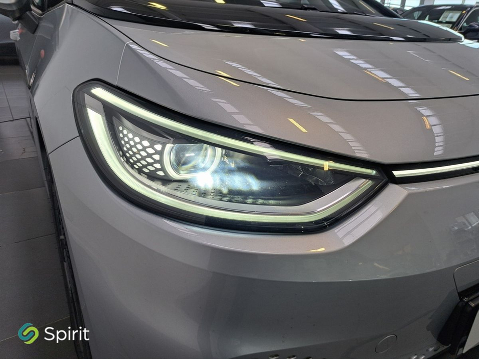 2021 Volkswagen ID.3 - image 21