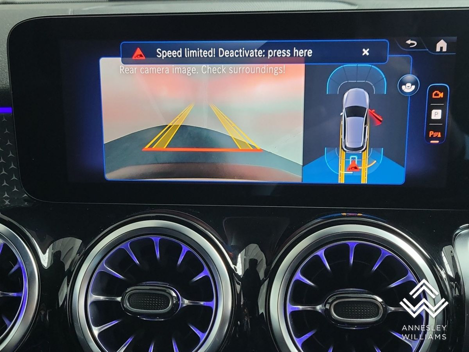 2025 Mercedes-Benz EQB - image 19