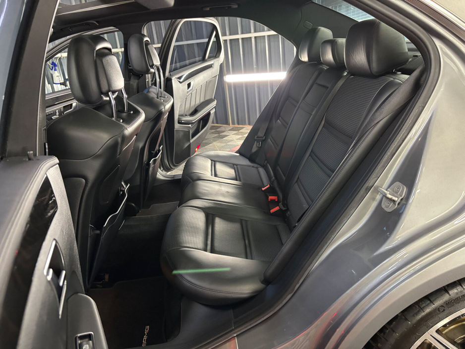 2014 Mercedes-Benz E Class - image 15