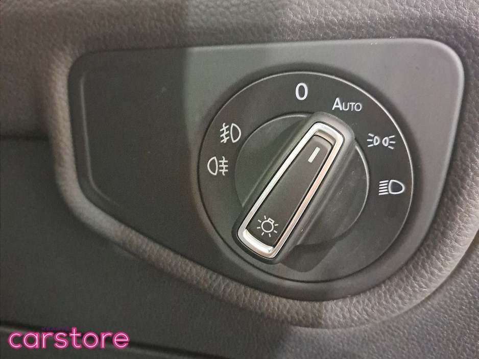 2016 Volkswagen Touran 1.4 TSI €17,880