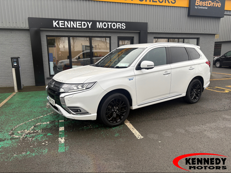 2020 Mitsubishi Outlander OUTL PHEV INSTY INSTYLE 4DR AUTO €23,995