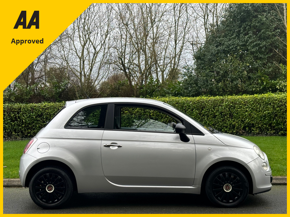 2012 Fiat 500 - image 5