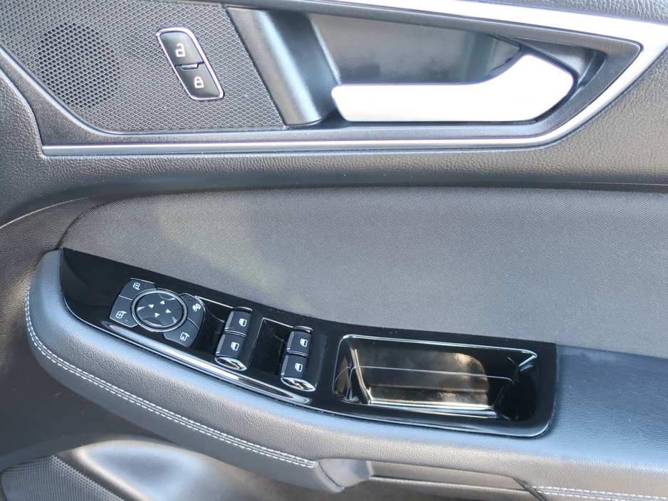 2023 Ford Galaxy 2.5 Duratec 190PS FHEV Titanium Auto €39,995