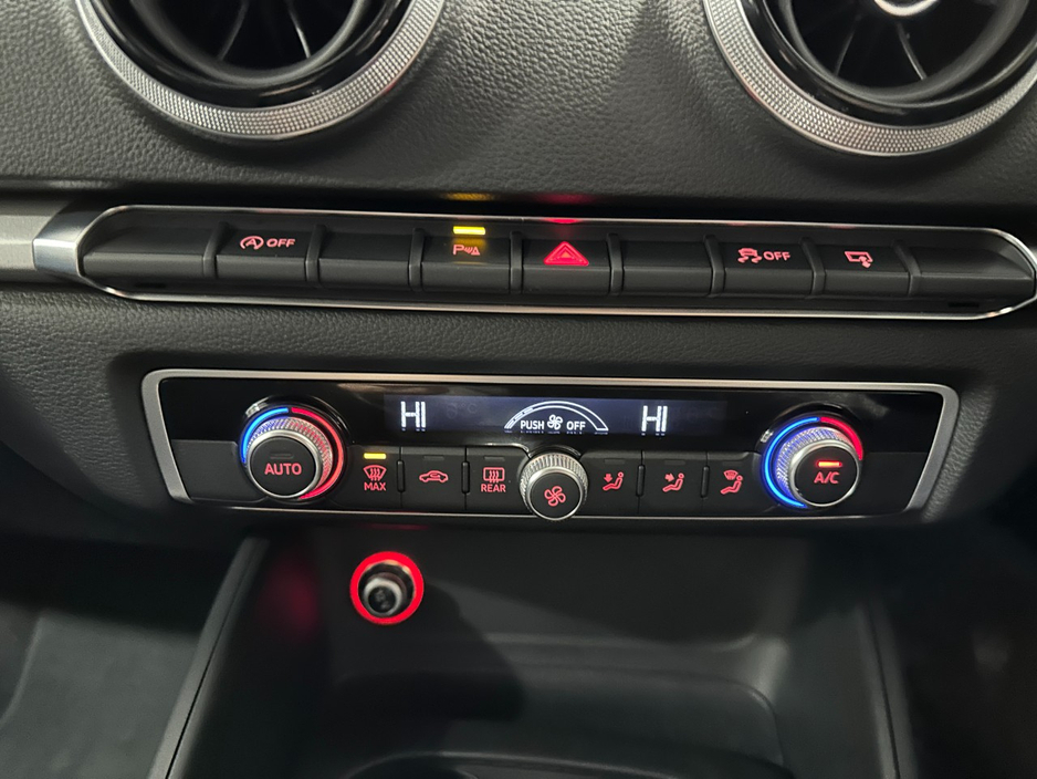 2015 Audi A3 - image 31