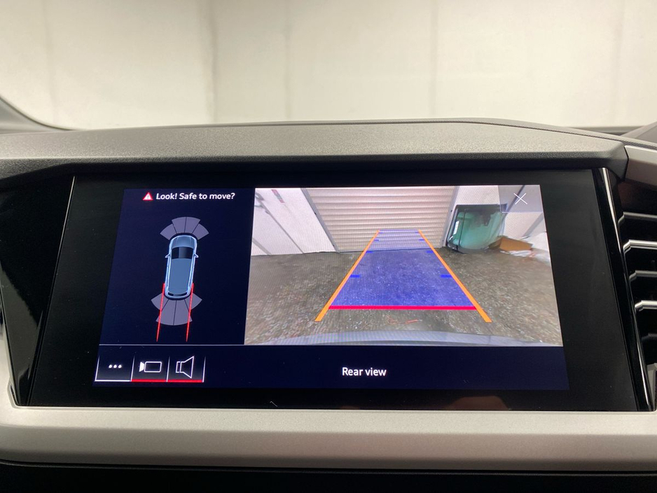 2024 Audi e-tron - image 17