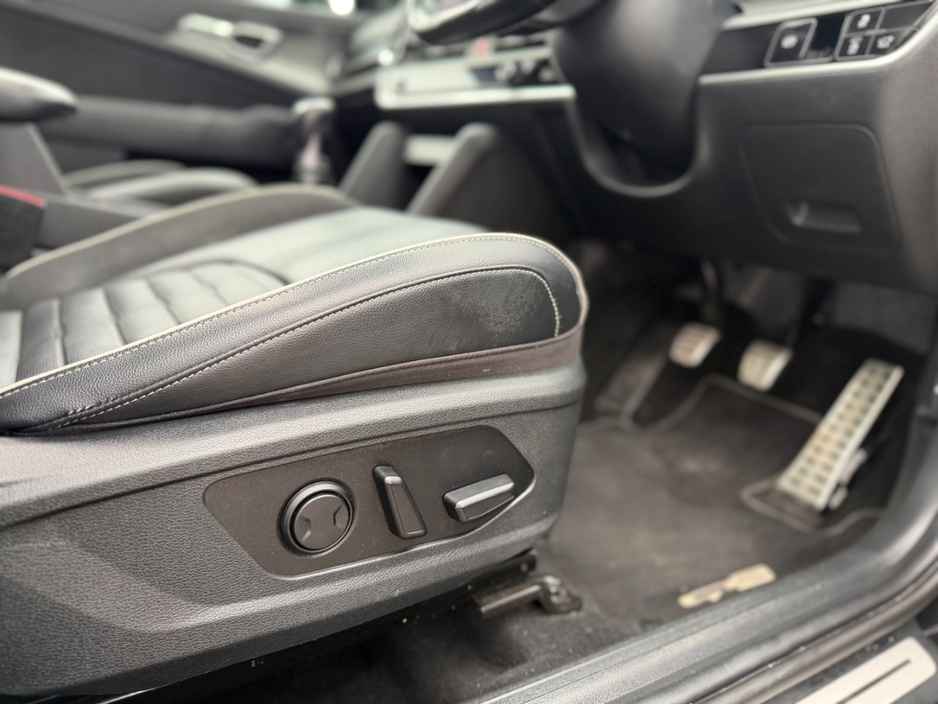 2022 Kia Sportage - image 13